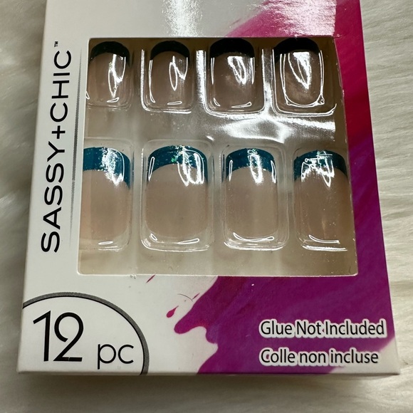 🩷5/$10 Sassy+Chic Fashion Nails with Blue Tips - Picture 4 of 5